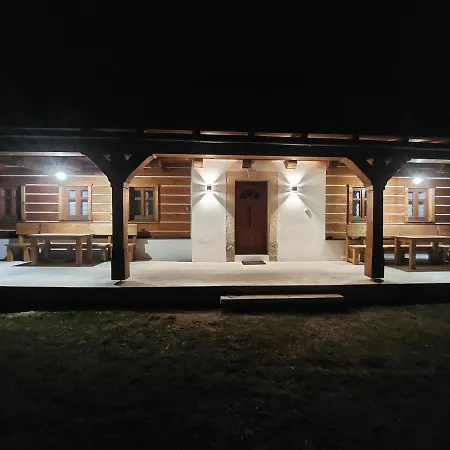 Nocuj بيت للعطل