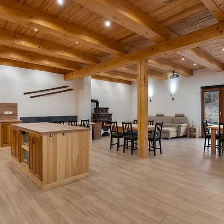 بيت للعطل Nocuj *