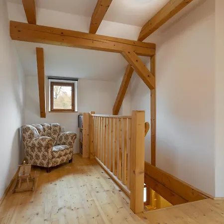 Nocuj * Teplice nad Metují